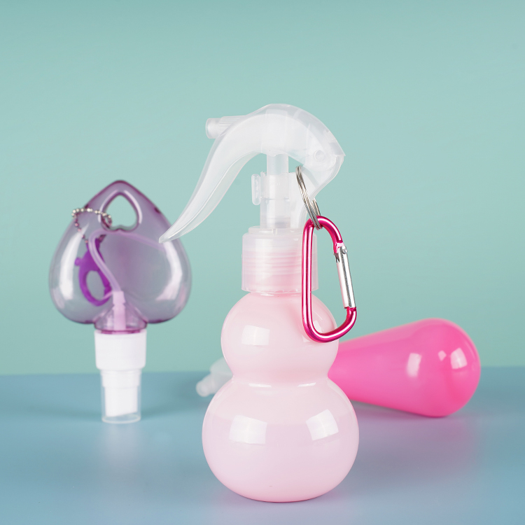 Pequeña botella portátil al por mayor del espray de perfume del viaje 60ml con llavero